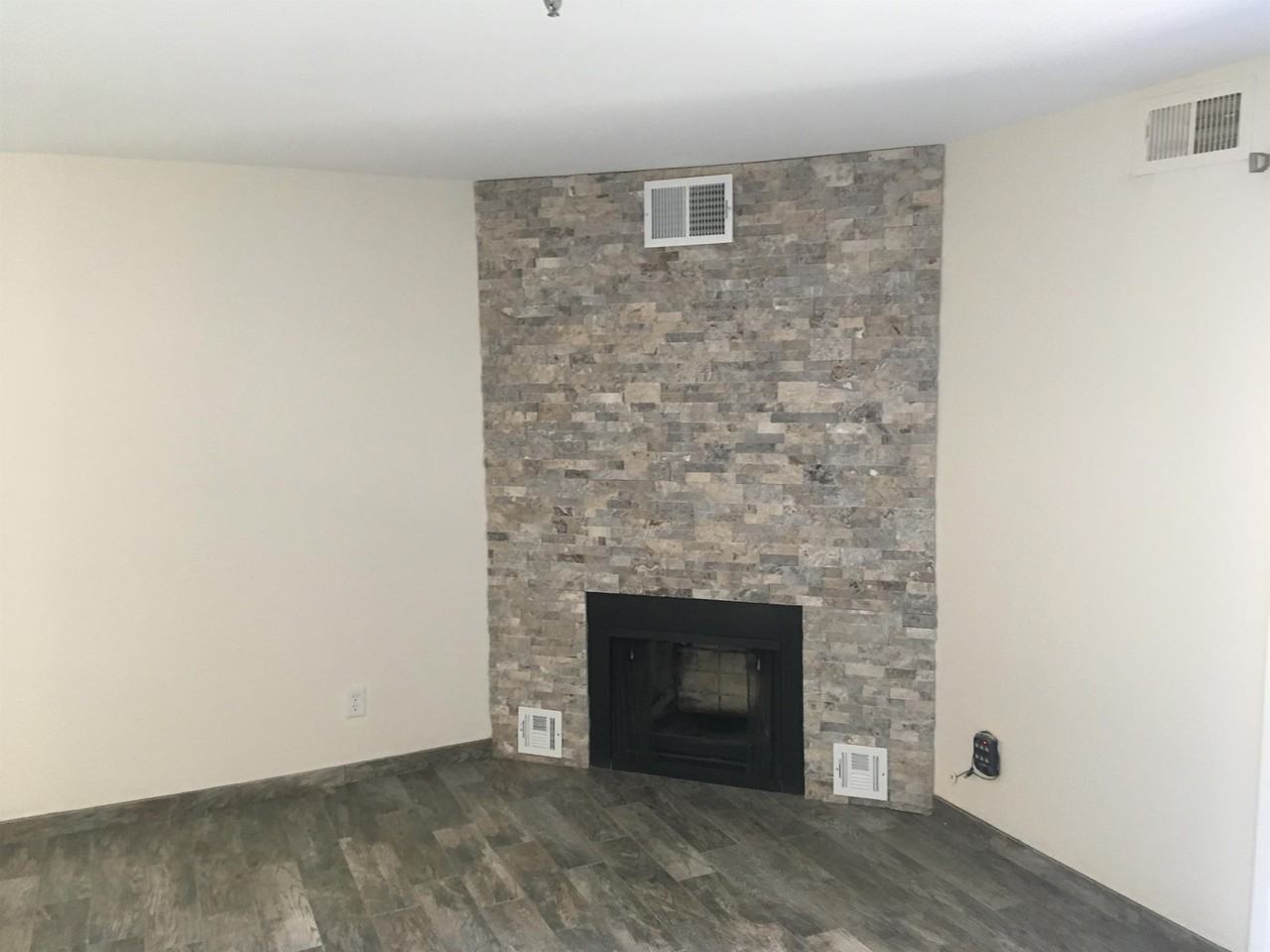 2601 W Broadway BlvdUnit O-293 #O293 - Photo 4 of 13