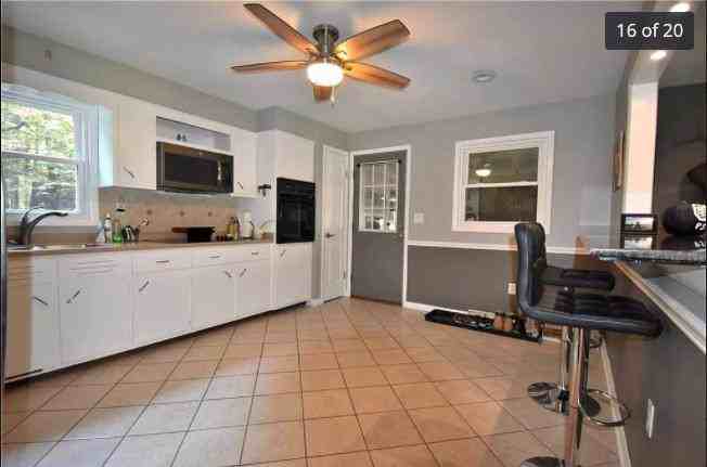 8640 Kirsch Rd - Photo 3 of 25