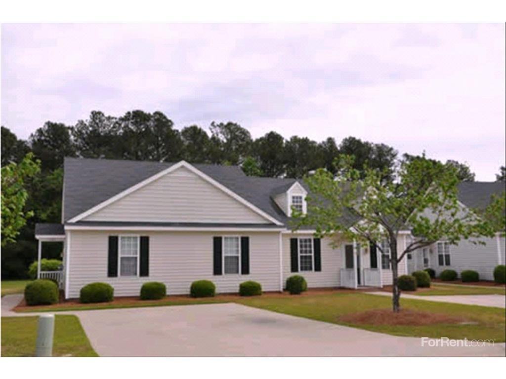 Hunter Hill - Photo 3 of 8