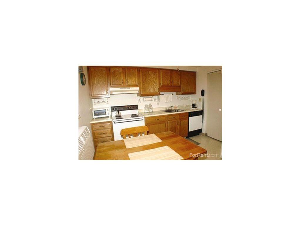 Colony East Townhomes - Photo 2 of 7
