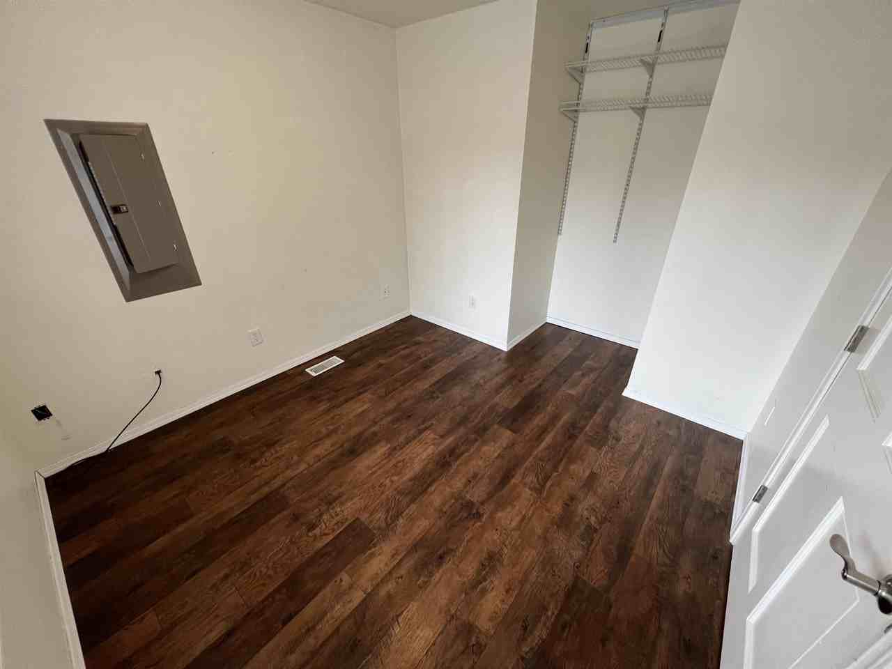 103 E Grand St #1 - Photo 7 of 38