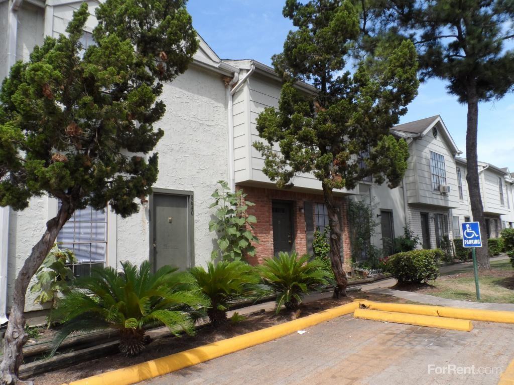 Las Palmas Townhomes - Photo 3 of 3