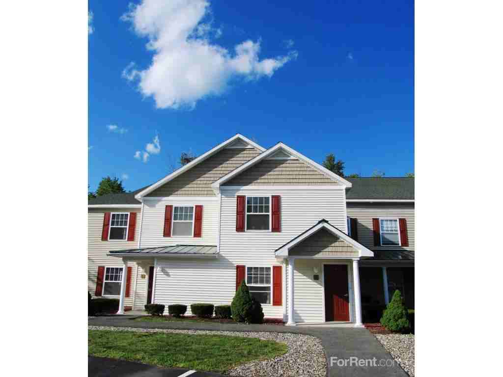 Hudson Preserve Luxury - Photo 3 of 20