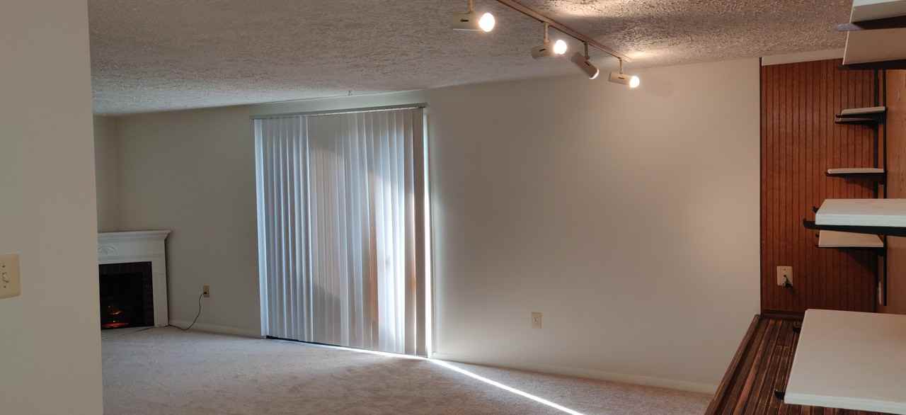 701 Heather Ridge Dr #F - Photo 2 of 30