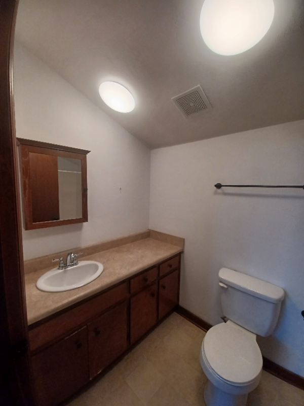 705 E College Ave #3 - Photo 5 of 8