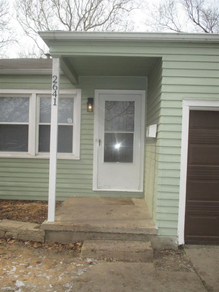 2641 S Ellis Ave - Photo 2 of 18