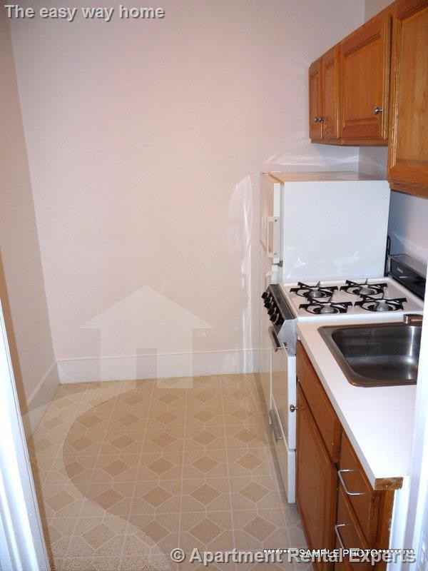 156 Summer St Apt 158 #401 - Photo 2 of 4