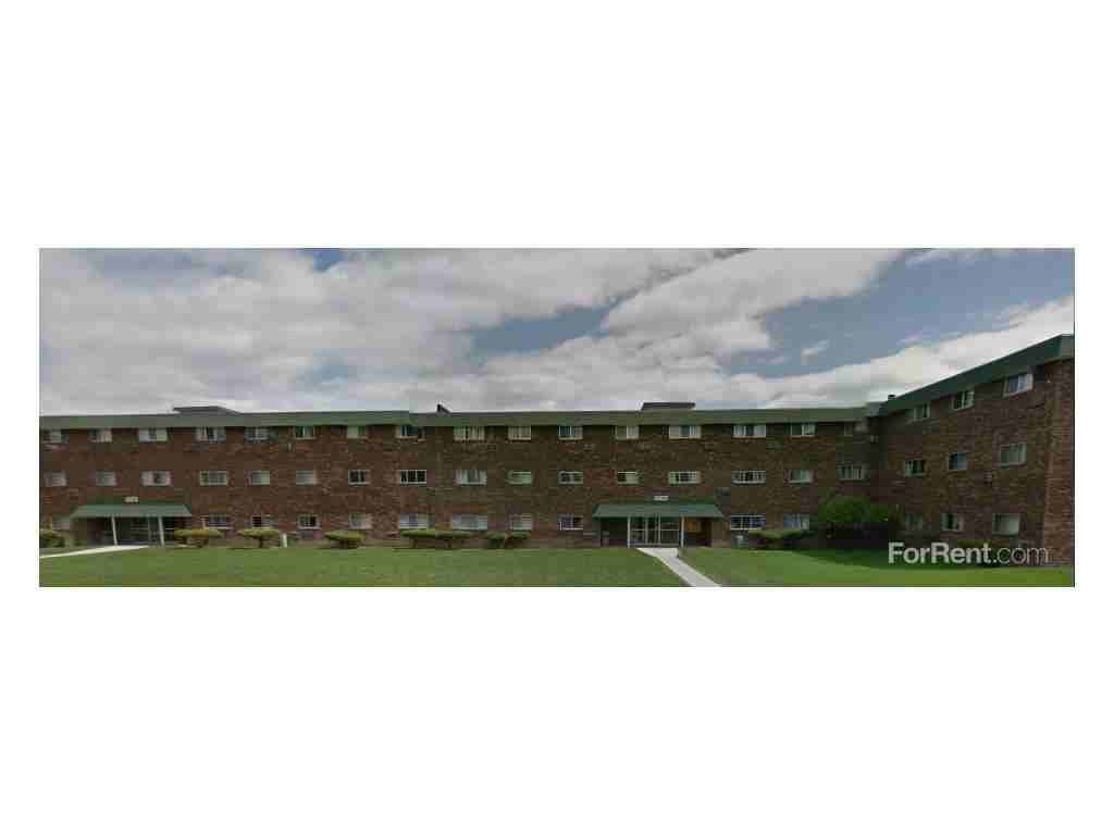 Fairhaven Village Apartments - Photo 2 of 20