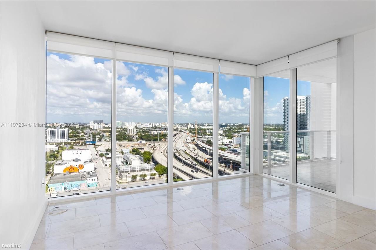 1040 Biscayne Blvd - Photo 2 of 13