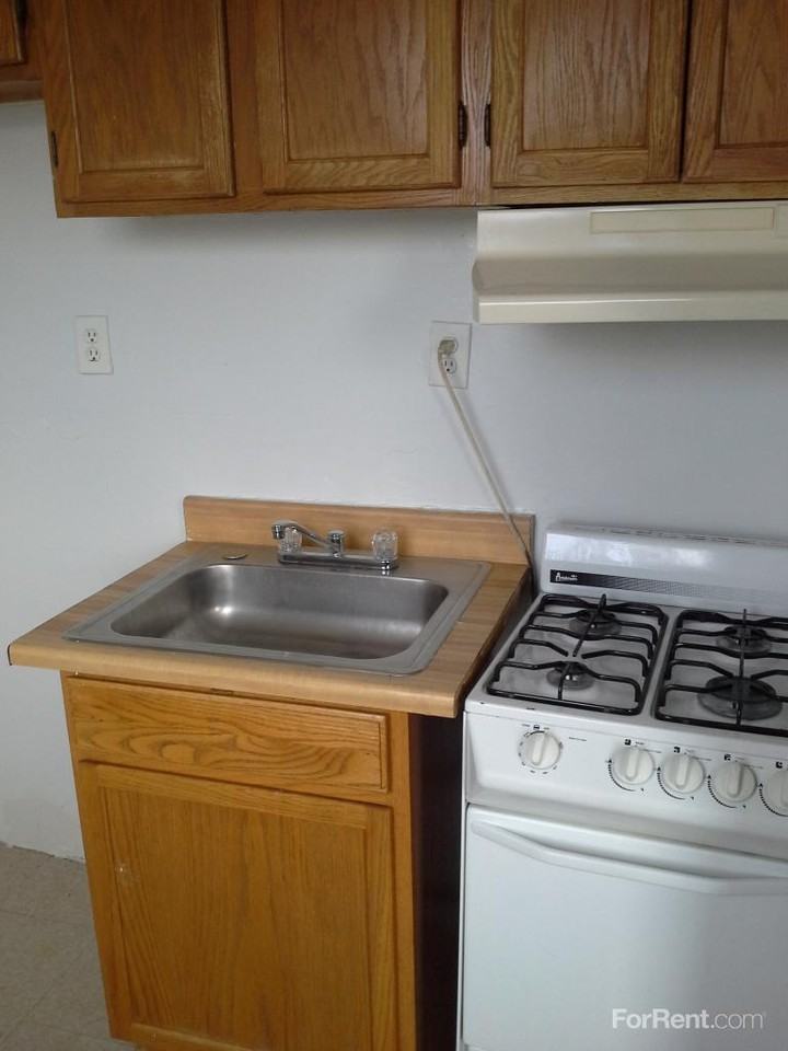 Carver Hall Gardens - Photo 2 of 19