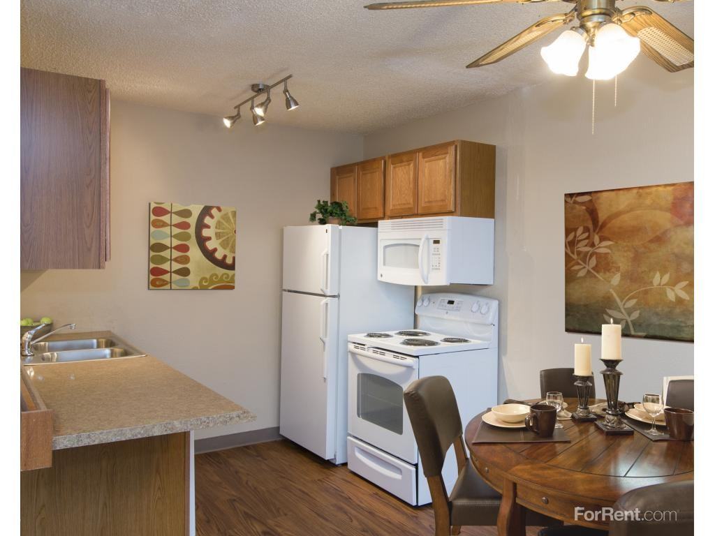 Meadows Pointe - Photo 2 of 3