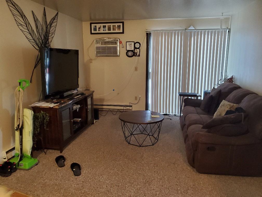 406 West Washington Street #21 - Photo 3 of 7