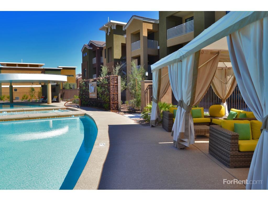 Liv Northgate - Photo 3 of 20