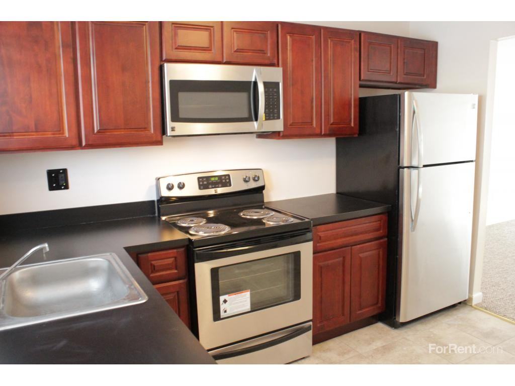 Stone Creek Apartments - Photo 2 of 2