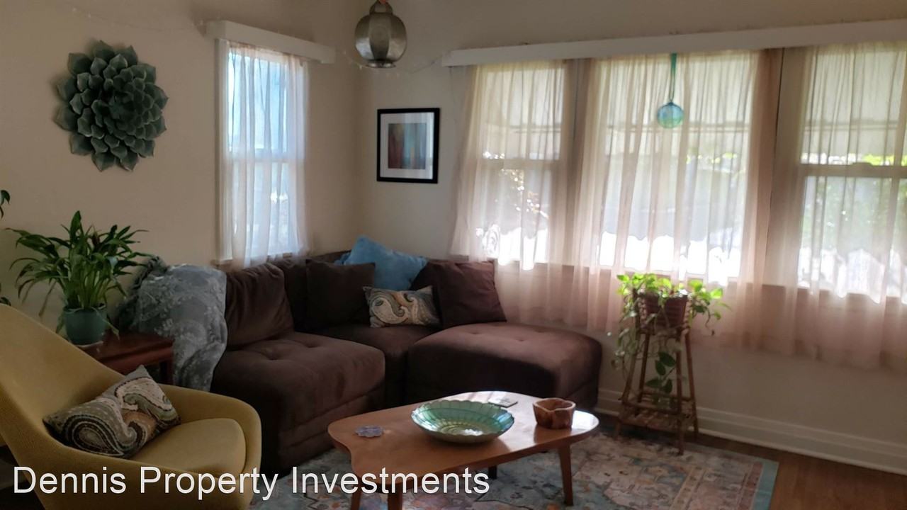 528-530 Coronado - Photo 2 of 7