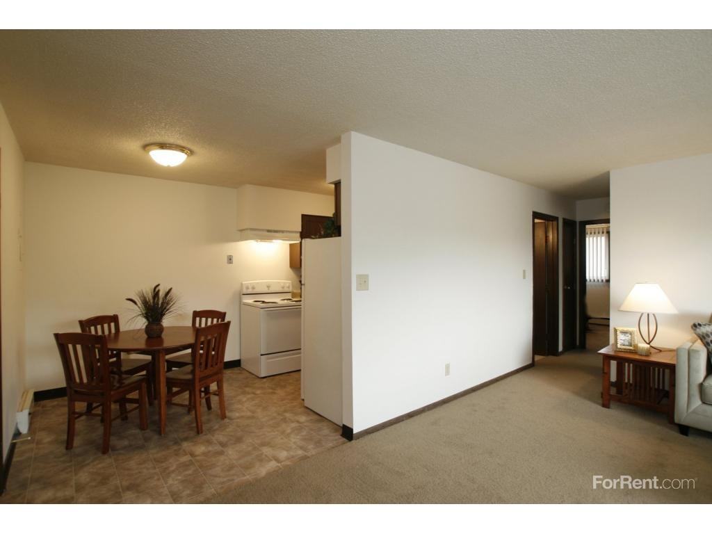 Residence on 11th - Photo 2 of 7