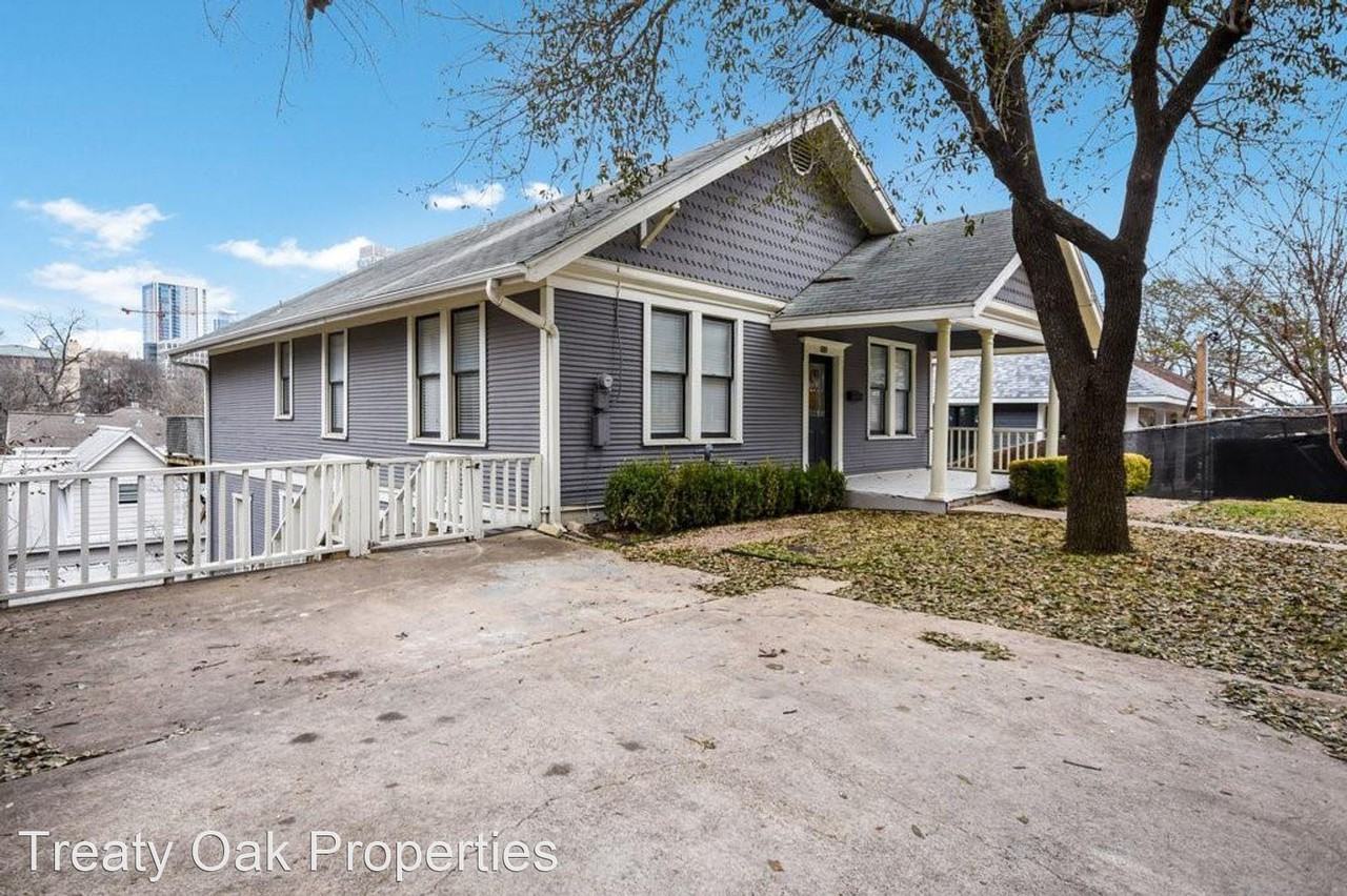 Duplex unit in Tarrytown, Close to Downtown - Photo 3 of 40