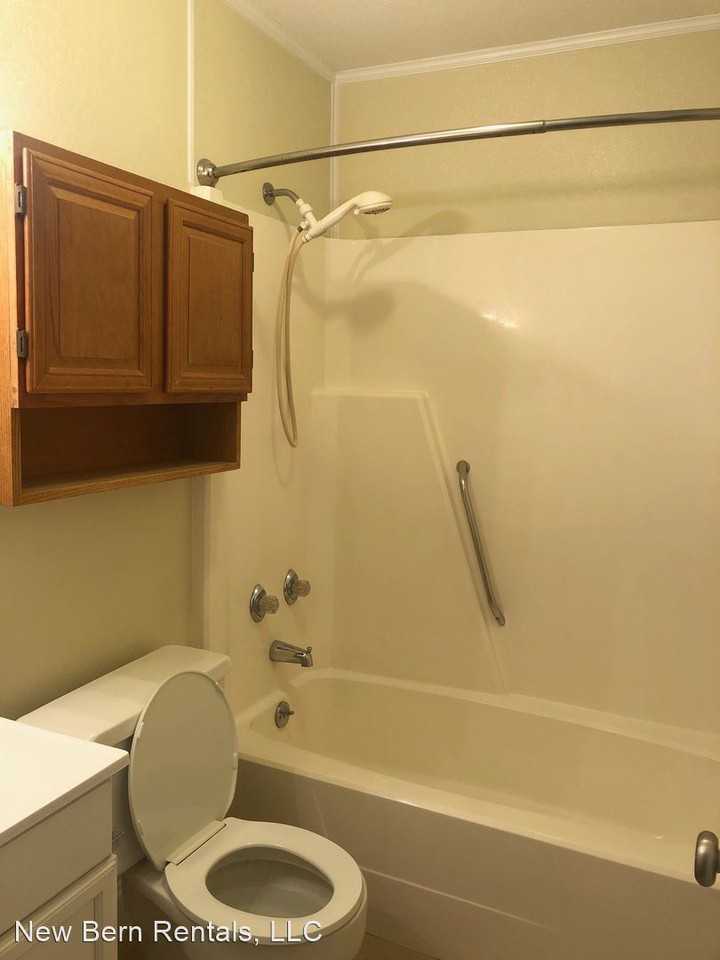 1502-B Dartmouth Ln - Photo 2 of 13