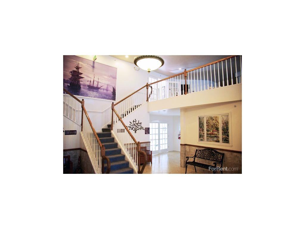 Joslen Commons - Photo 2 of 12