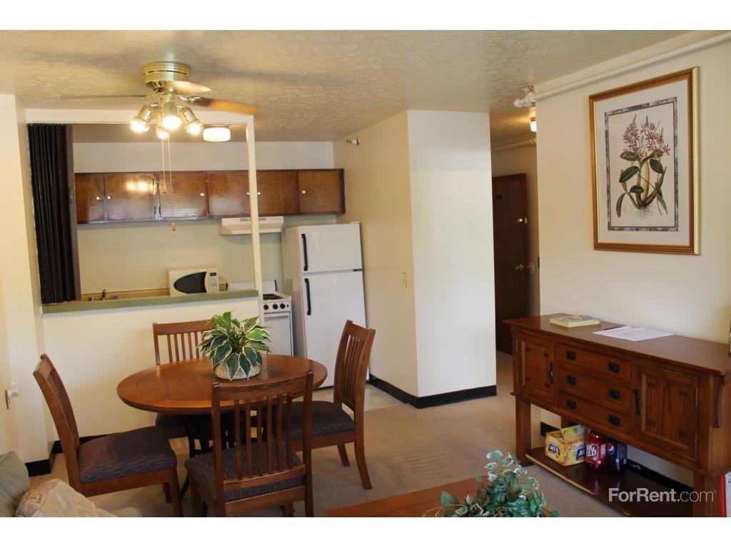 J.O. Blanton House - Senior Living Apartment Homes - Photo 2 of 14