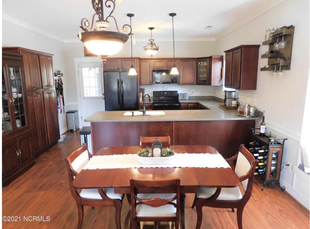 113 Rivendale Drive - Photo 2 of 6