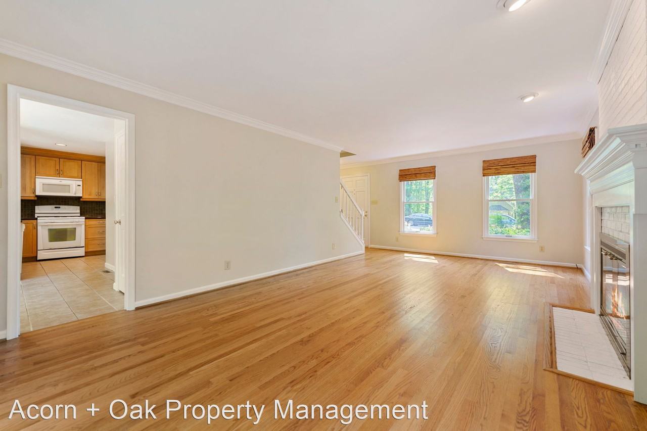 5315 Fortunes Ridge Dr - Photo 3 of 15