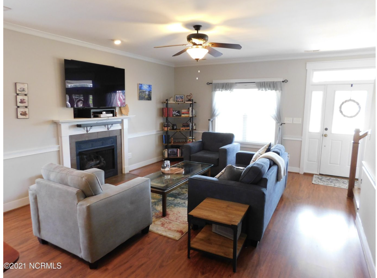 113 Rivendale Drive - Photo 3 of 6