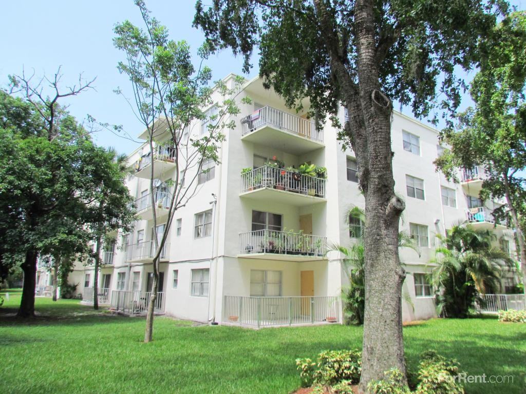 Seawind Lakes I - Photo 2 of 19
