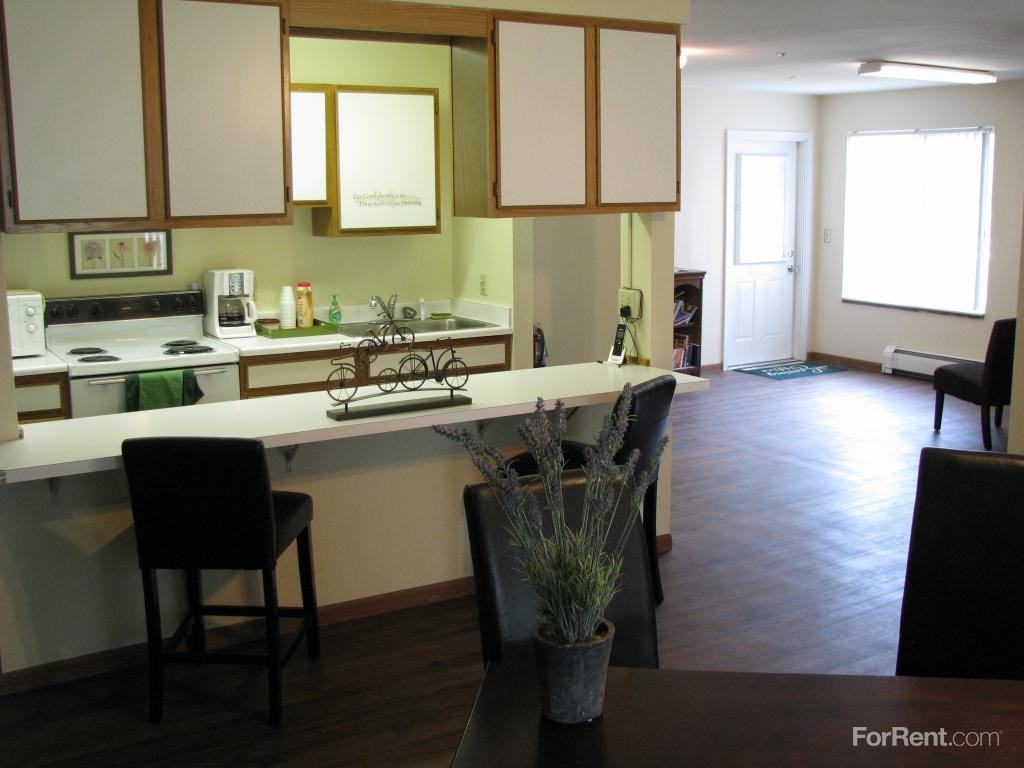 Majestic Pines - Photo 2 of 2