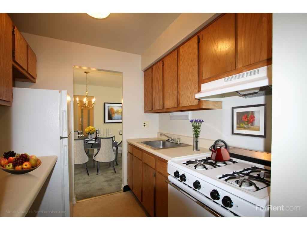 Bradfield Court - Photo 2 of 3