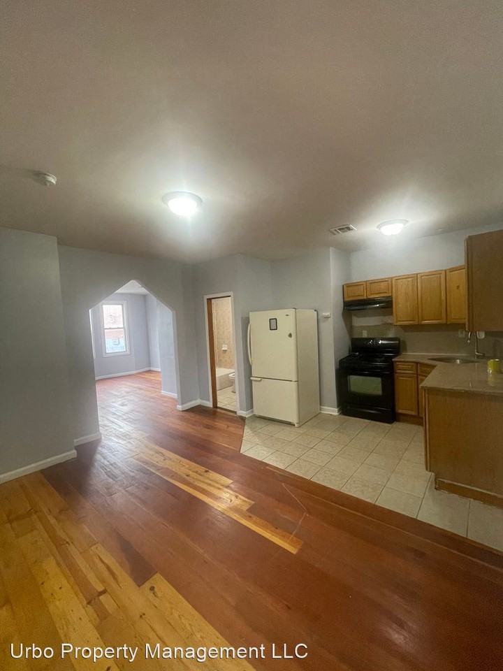 565 Ocean Avenue - Photo 2 of 7