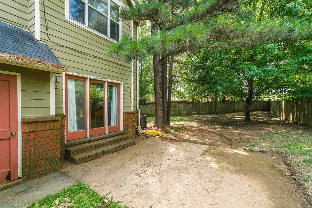 745 Walnut Woods Cv N - Photo 3 of 13