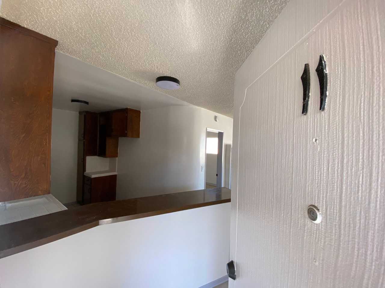 11893 Truro Ave - Photo 3 of 8