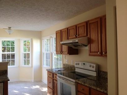 5015 Bridgewood Dr - Photo 6 of 15