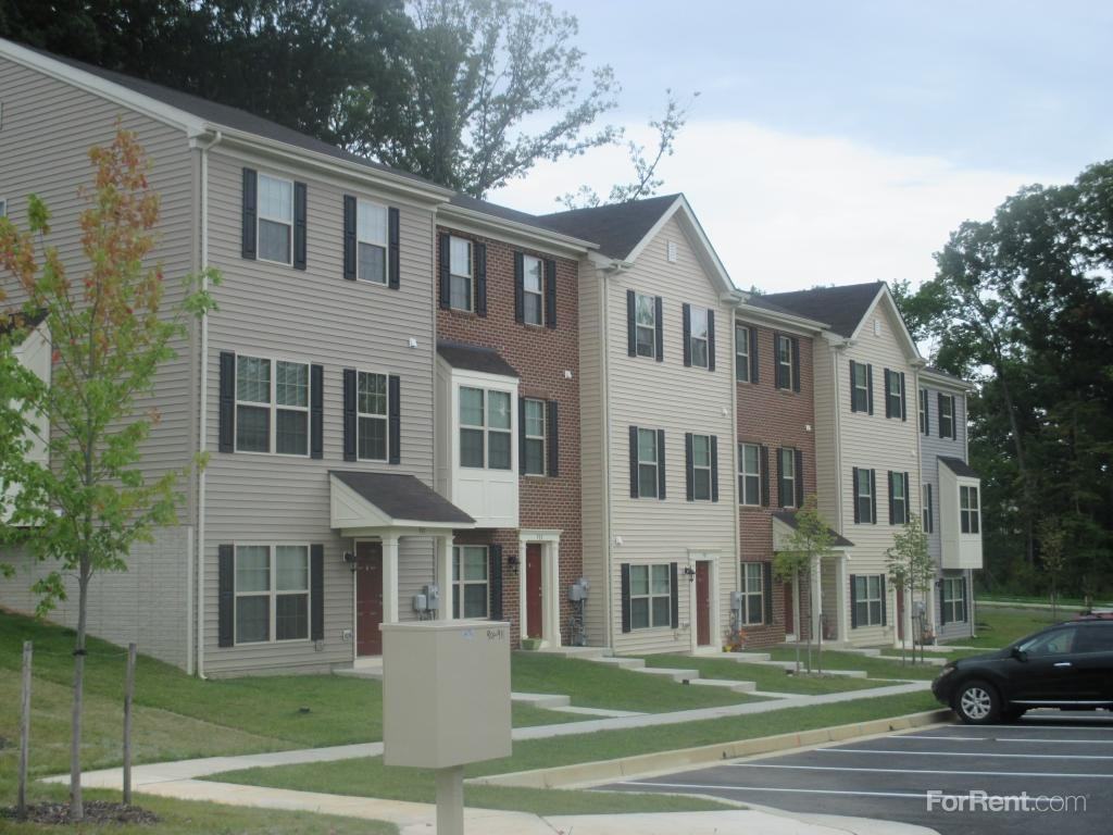 The Pointe At Manorgreen - Photo 2 of 4