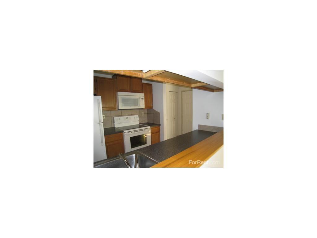 Woodrow Wilson Apartments - Photo 3 of 11