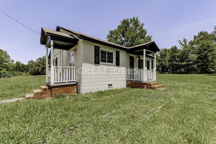 4139 Pageland Hwy - Photo 3 of 24