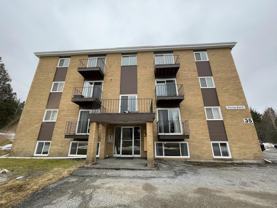35 Dobbin St #10 - Photo 1 of 1