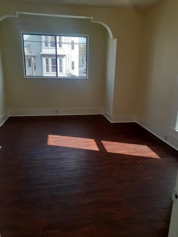 68 Harvard St #1F - Photo 2 of 7