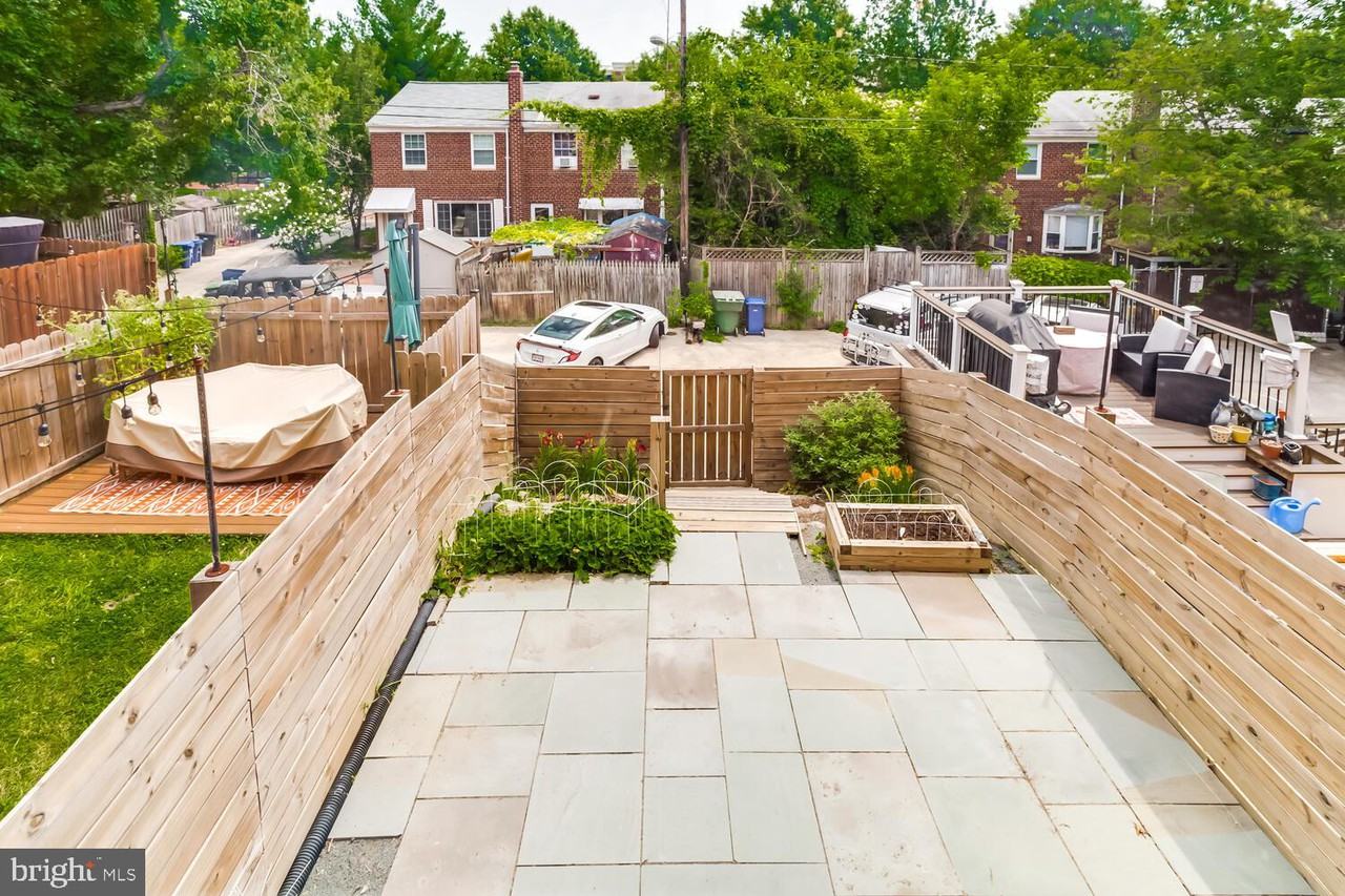 20 Kennedy St - Photo 3 of 50