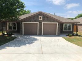 featured image of 926 Maplewood St #A