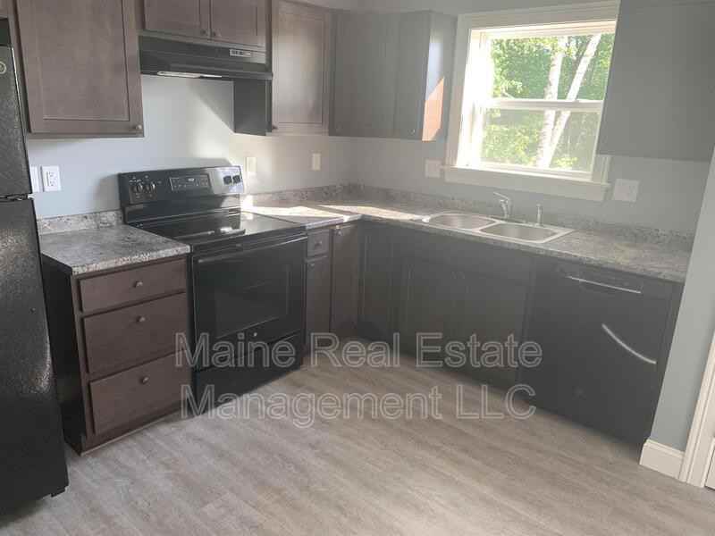 17 Twin Oak Dr - Photo 3 of 13