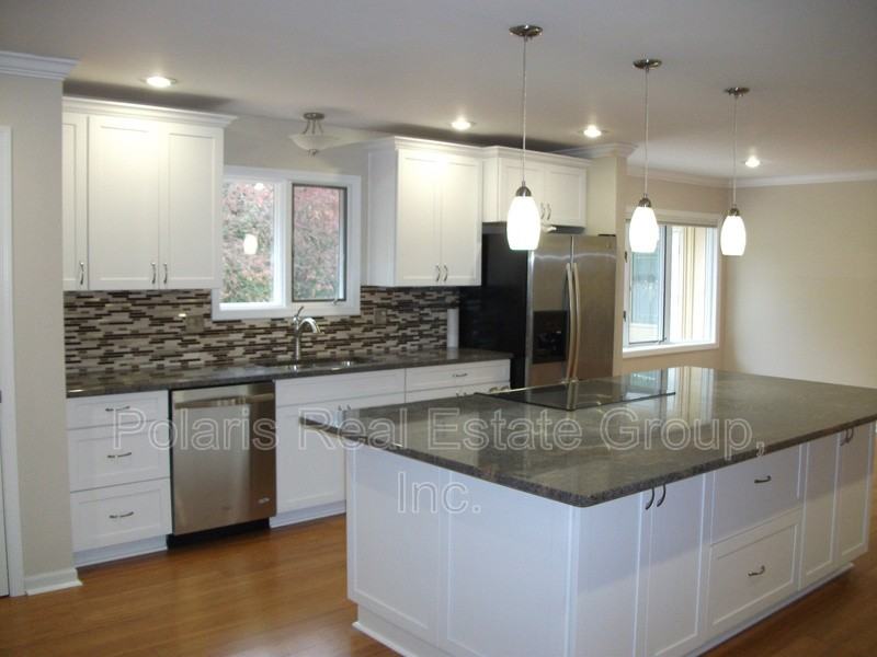 12337 Brompton Rd - Photo 3 of 17