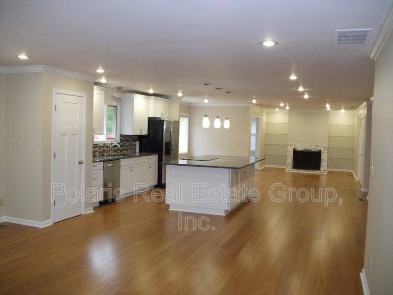 12337 Brompton Rd - Photo 7 of 17