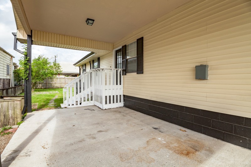 412 Fos Ave - Photo 3 of 24