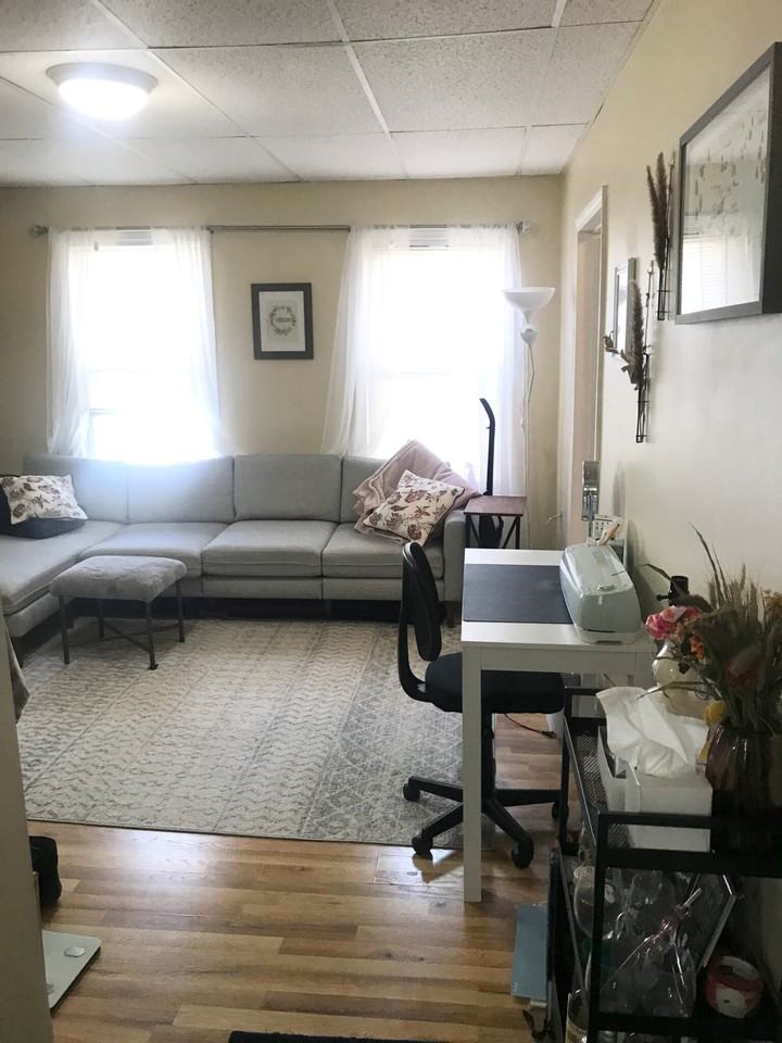 160 Otis St #2 - Photo 4 of 16