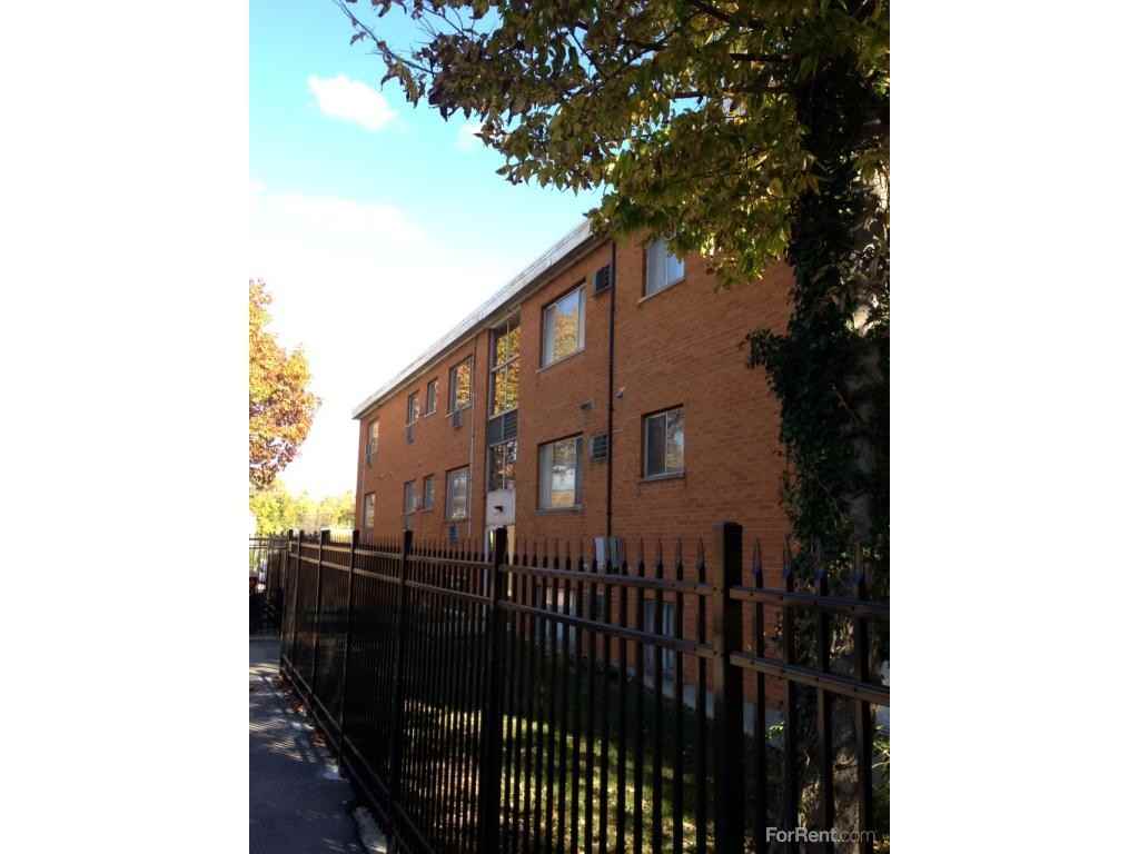 2955 Madison Road Apartments - Photo 2 of 3