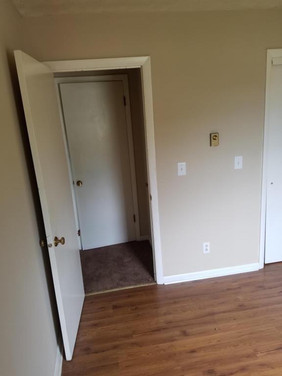 1117 17th St W - Photo 2 of 5