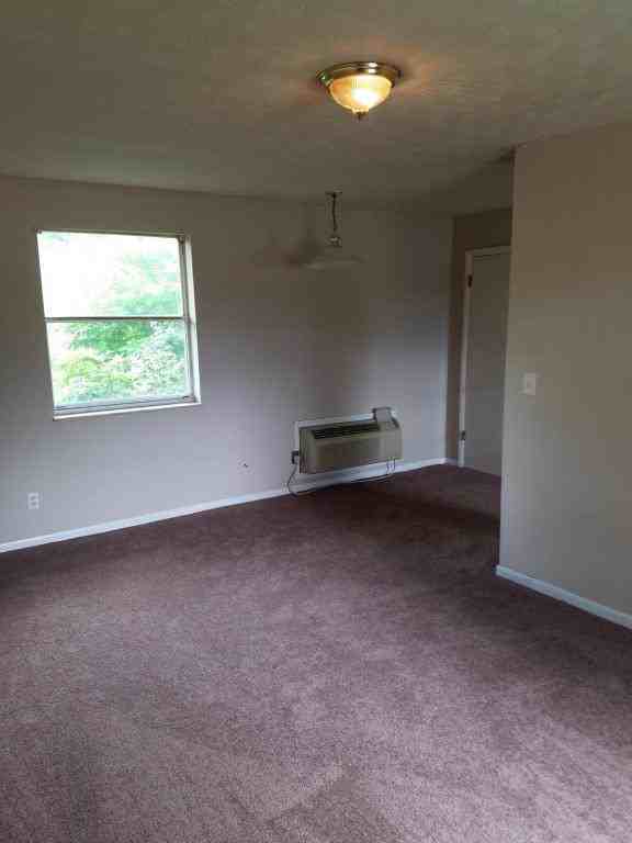 1117 17th St W - Photo 5 of 5