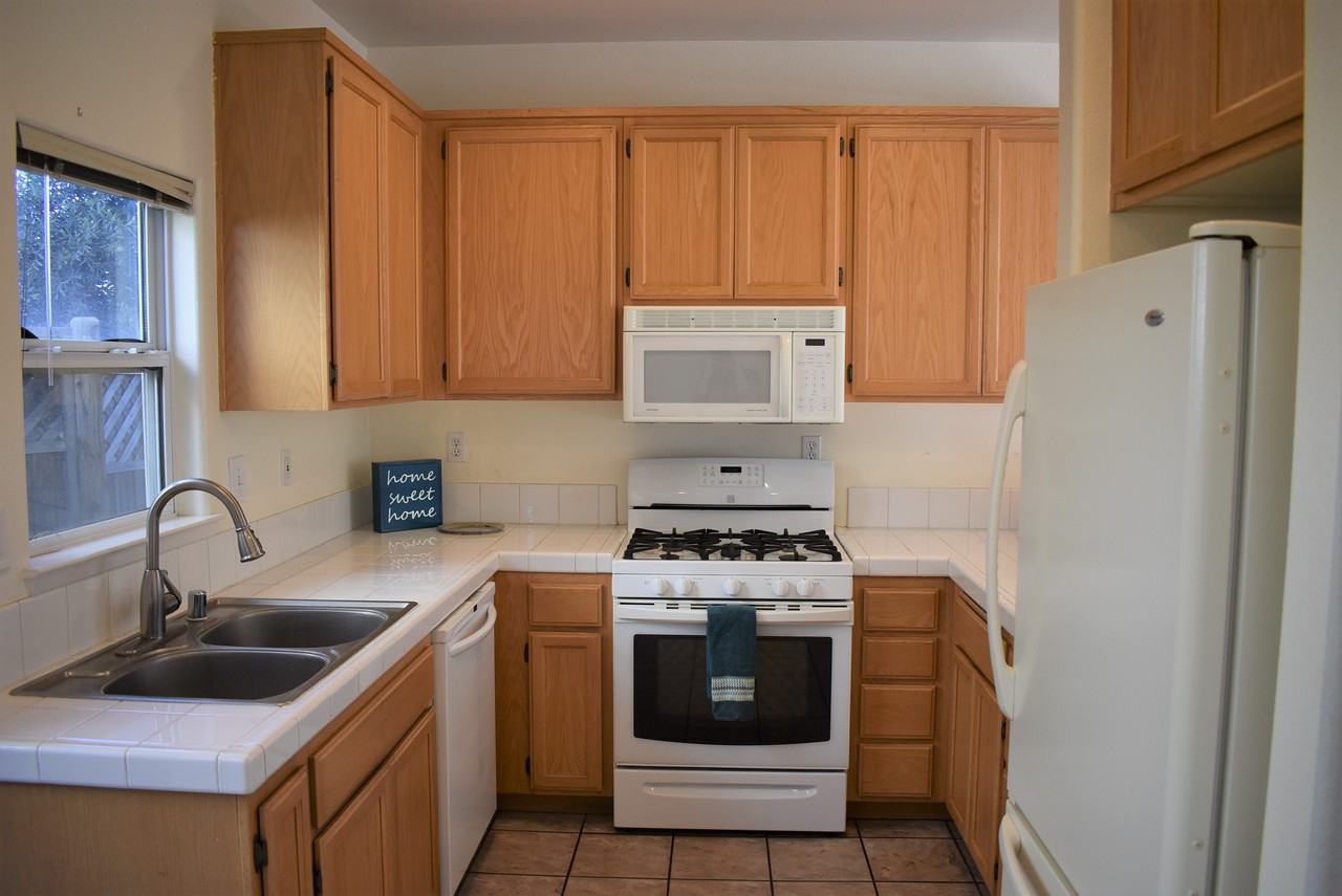 538 Margie Pl #1 - Photo 4 of 15